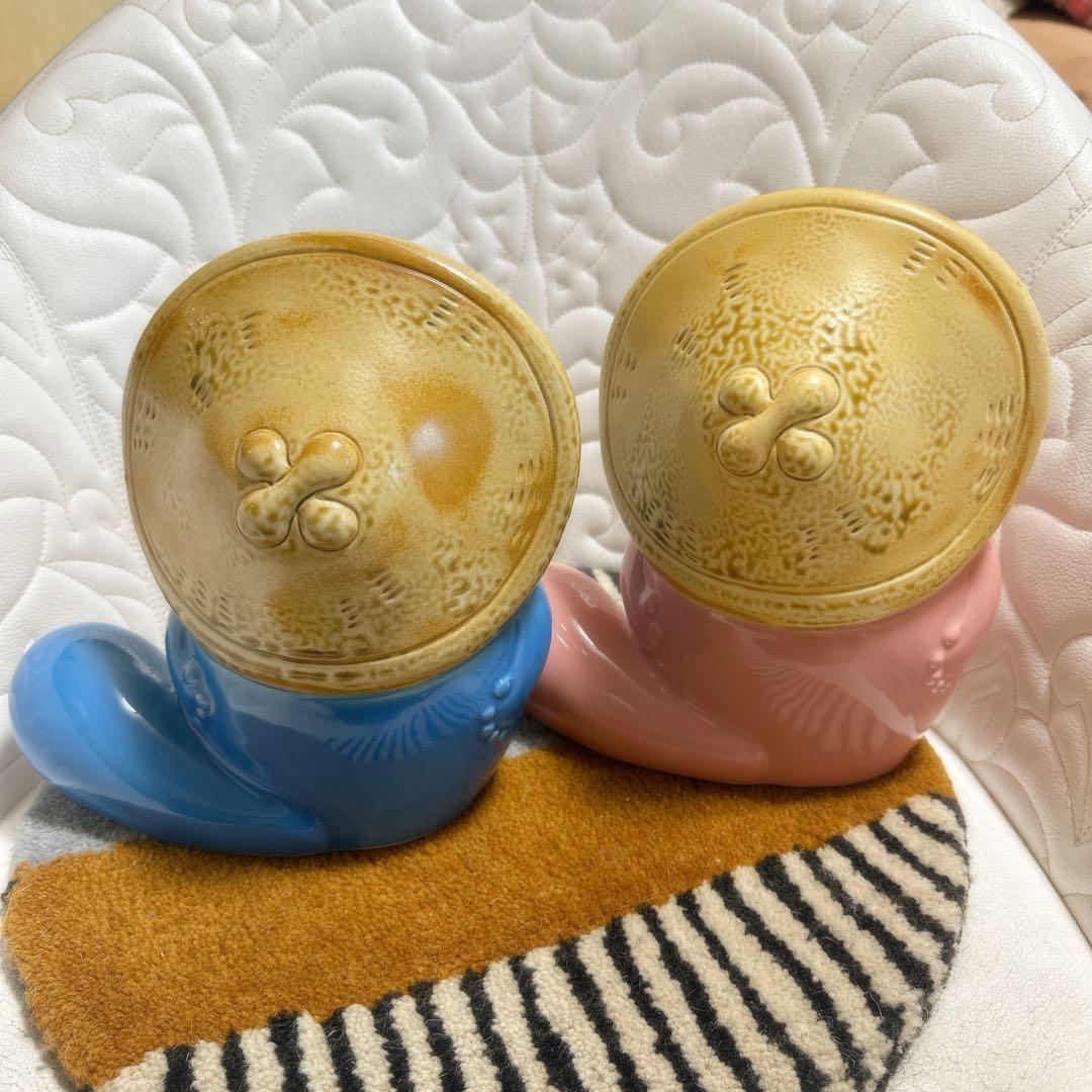 ヒダカナオト ぼんやり子だぬき 陶器 青色・さくらピンク　2個セット