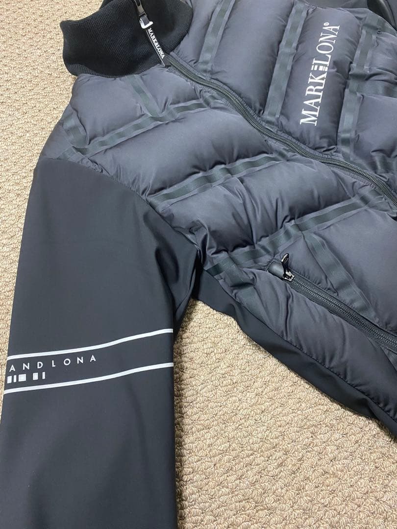 マークアンドロナ MARKALONA ダウンジャケット ブラック