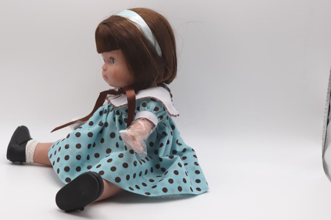 プリティー・リトル・パッツィー 水玉模様ドレスの人形 31cm