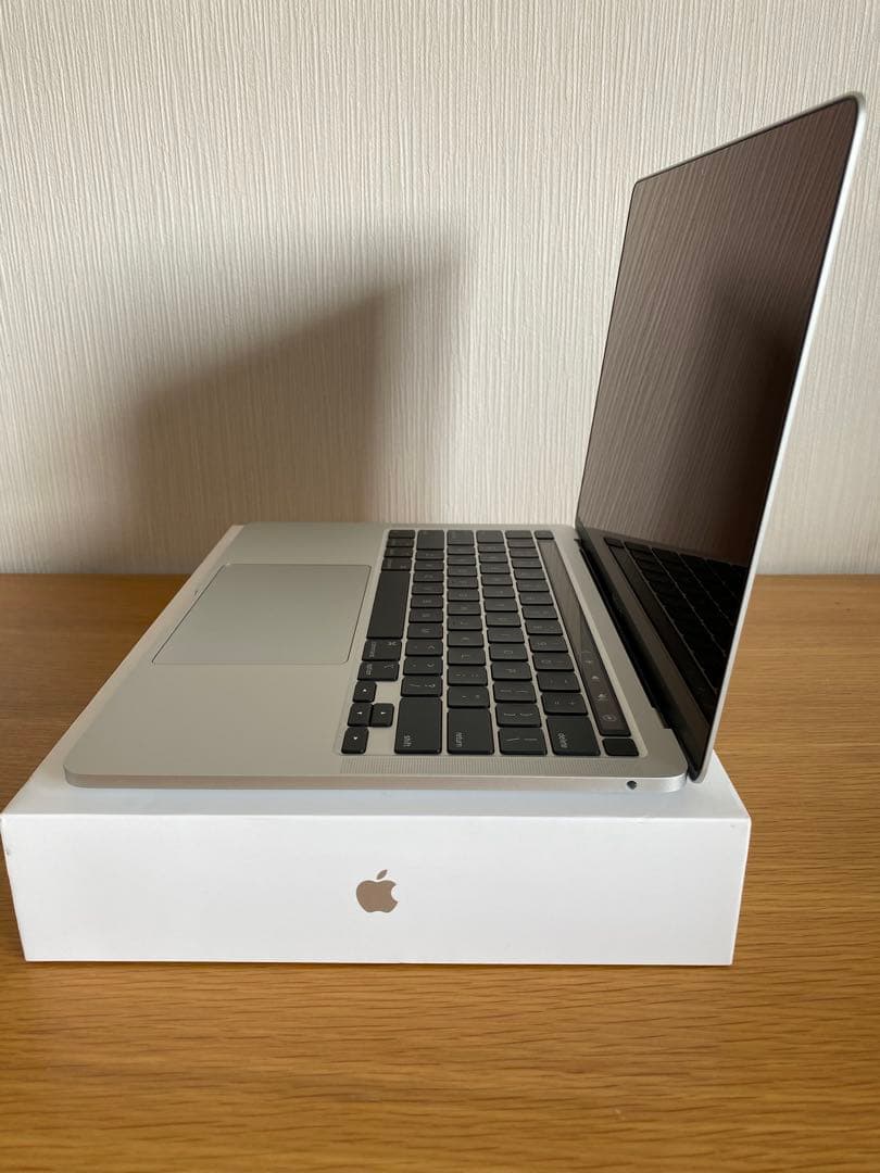 新品未使用 MacBook Pro 2020 本体　付属品完備