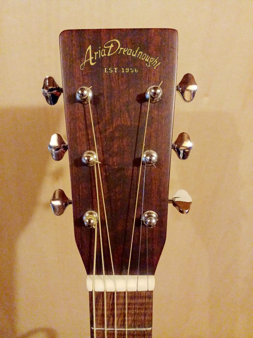 【送料込】【美品】アリア　ドレッドノート　ARIA　トップ単板　低弦高　整備済