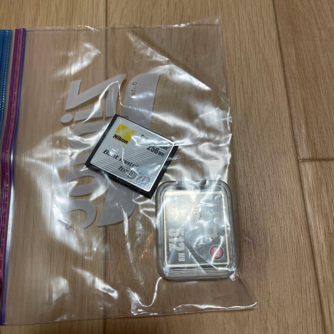 Nikon D70 デジタル一眼レフカメラ Tamron AFレンズ28-300