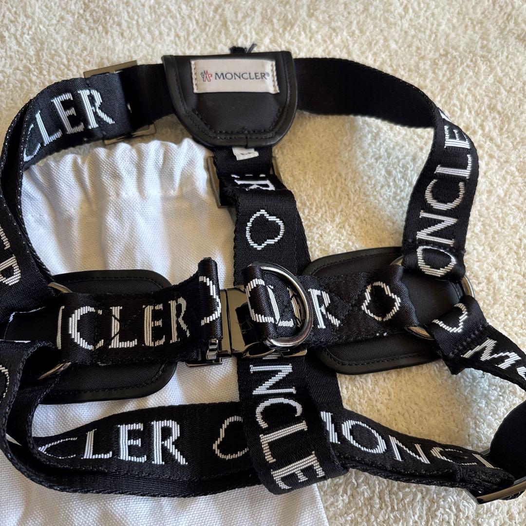 MONCLER ハーネスリードセット 黒　サイズM