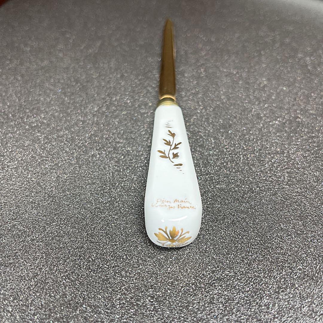 【未使用品】リモージュ 金彩装飾ピンクローズ ペントレイ&ペーパーナイフ 2点