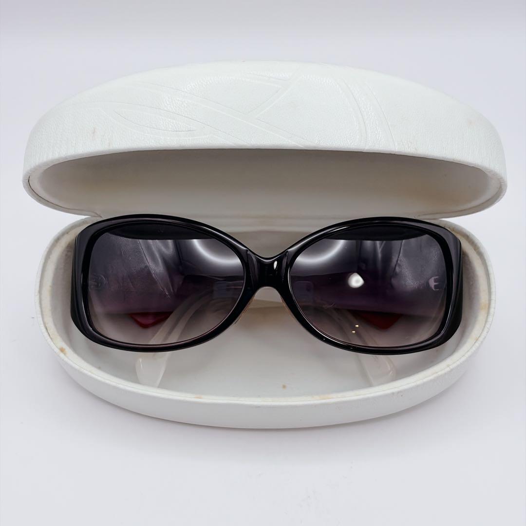 【ピンクの猫】Vivienne Westwood サングラス ハート オー