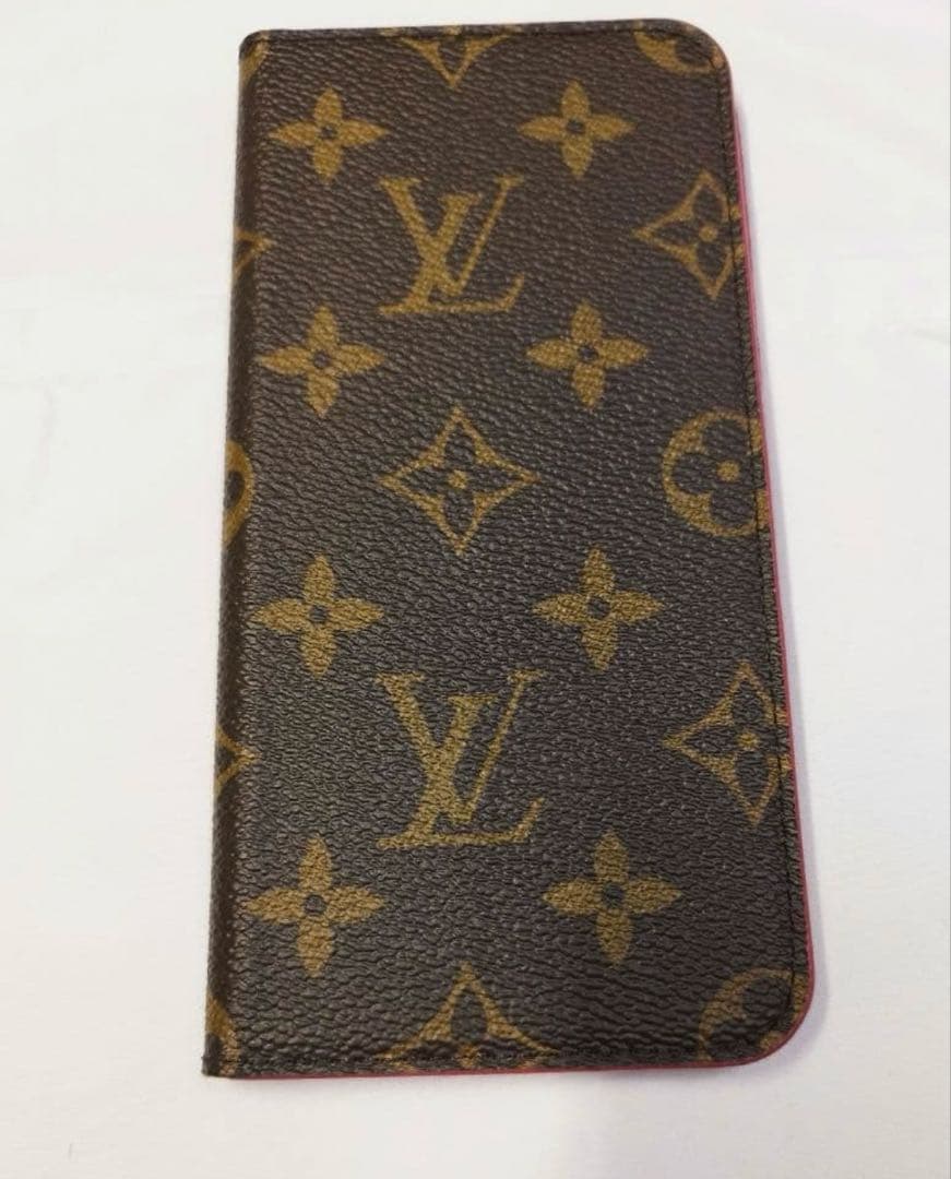 美品　Louis Vuitton iPhoneケース　手帳型