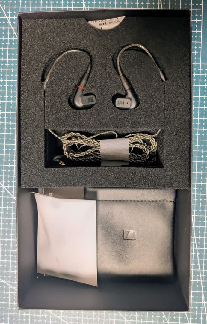 【美品】Sennheiser IE 200 有線 モニターイヤホン