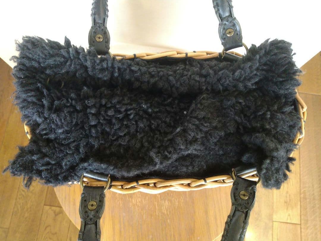 エバゴス　ebagos　籐製ファー付きかごバッグ