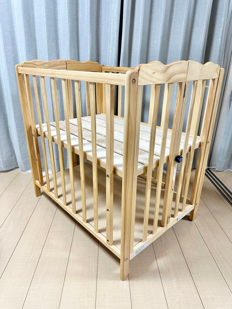 大和屋 パタン 折りたたみ ミニベビーベッド ナチュラル ②