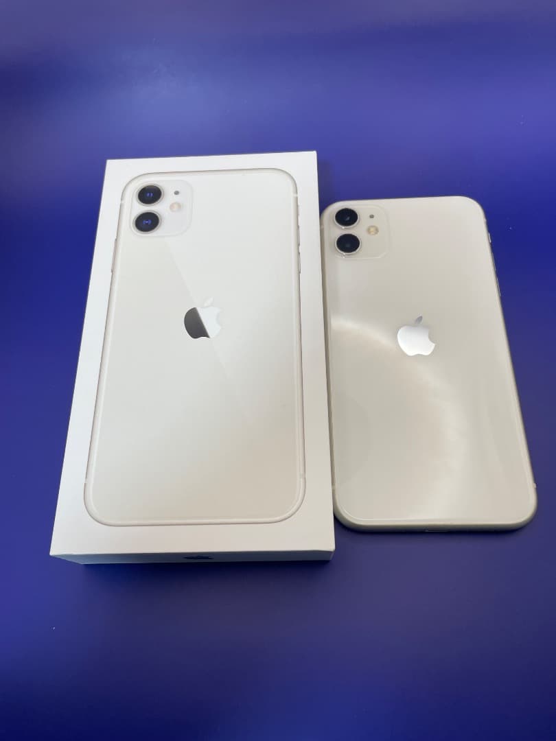 美品✨　iPhone 11 128GB ホワイト　バッテリー新品100％