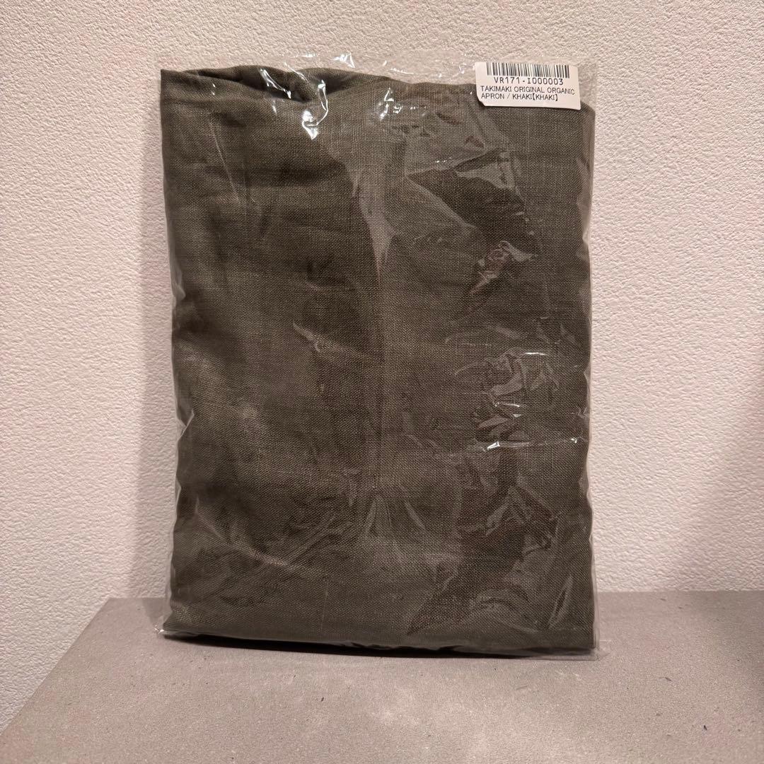 滝沢眞規子さん タキマキ エプロンとキッチンクロス カーキ