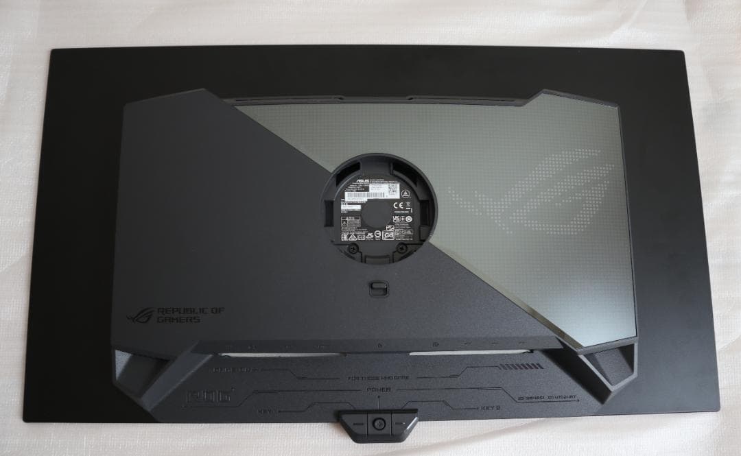 Sazuke　ASUS ROG Strix OLED 27inch