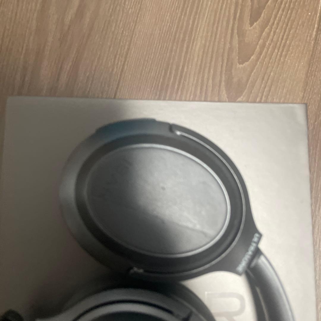 ULTRASONE ISARワイヤレスヘッドホン