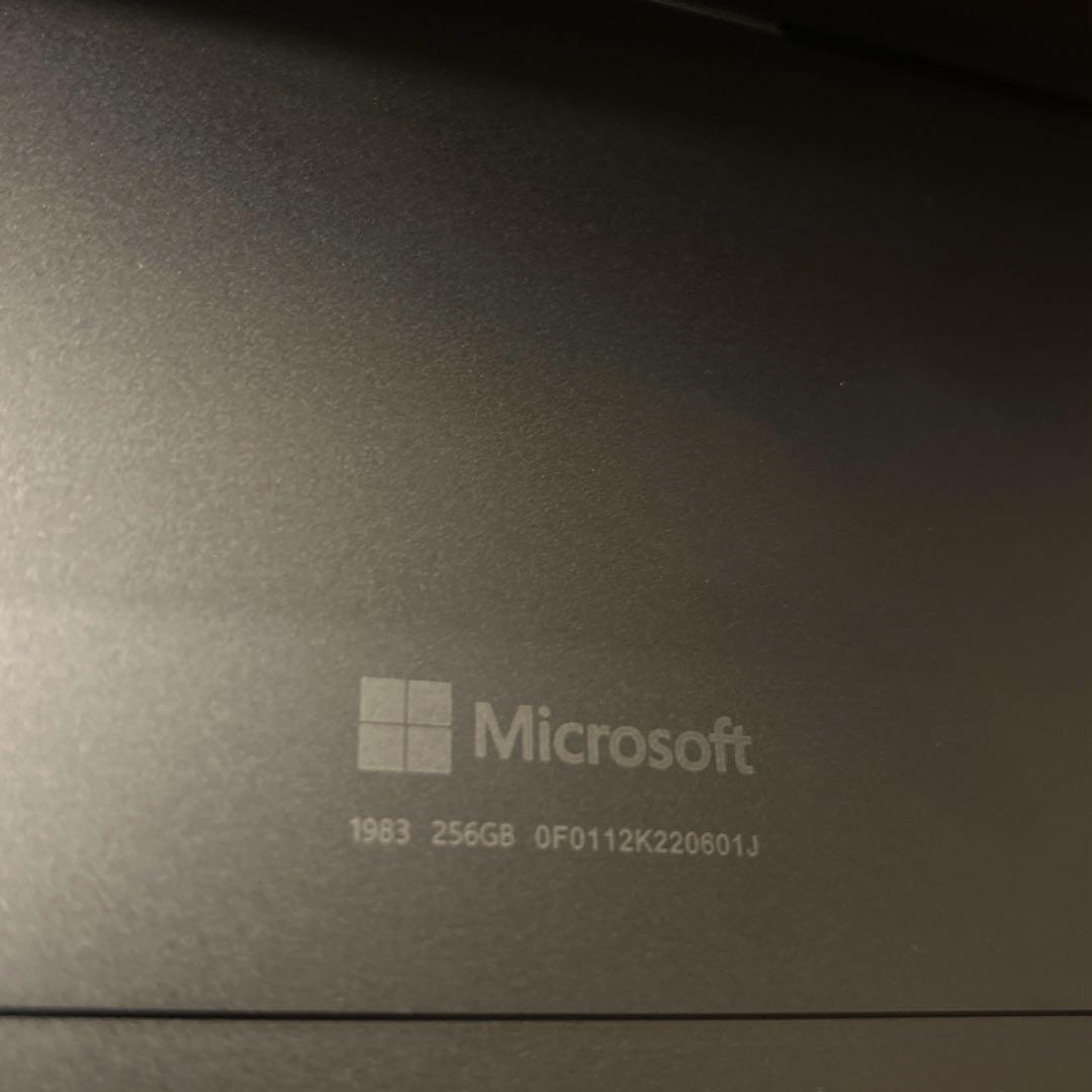 【Microsoft】Surface Pro8 / 256GB