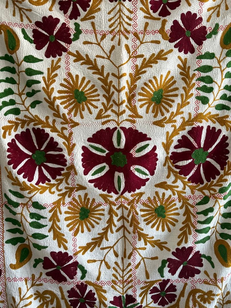 『最終価格』スザニ刺繍カンタキルト　スザニ刺繍　ヴィンテージ　インド　一点もの
