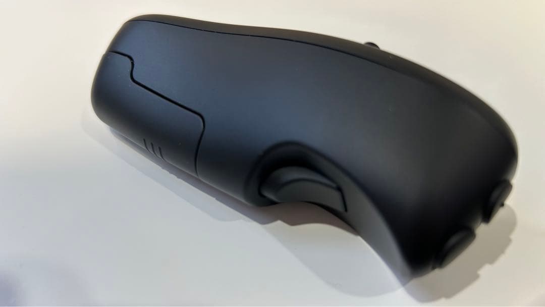 【Wacom Cintiq 22】左手デバイス付