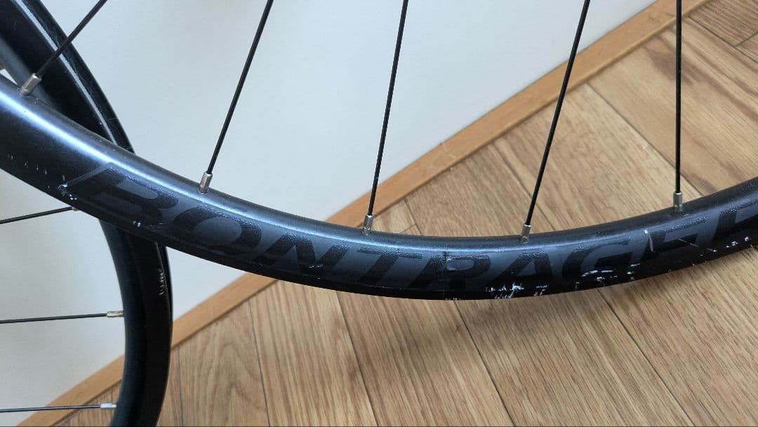 ボントレガー アフィニティ TLR ディスク クリンチャー/チューブレスレディ