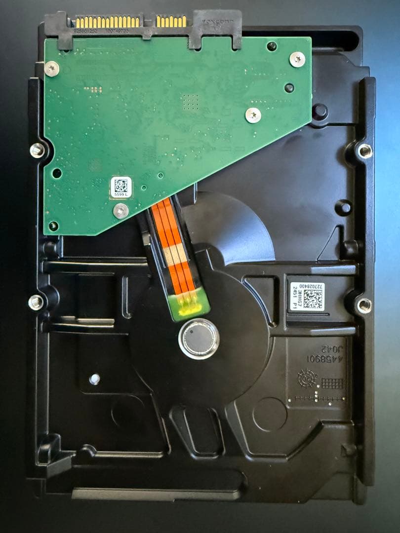 内蔵型ハードディスクドライブ Seagate 8TB HDD