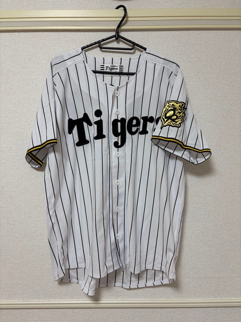 阪神タイガース　森下翔太選手　ユニフォーム　Mサイズ