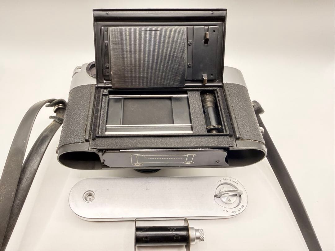 フィルムカメラ Leica M3 + Minolta M-Rokkor 40mm f/2