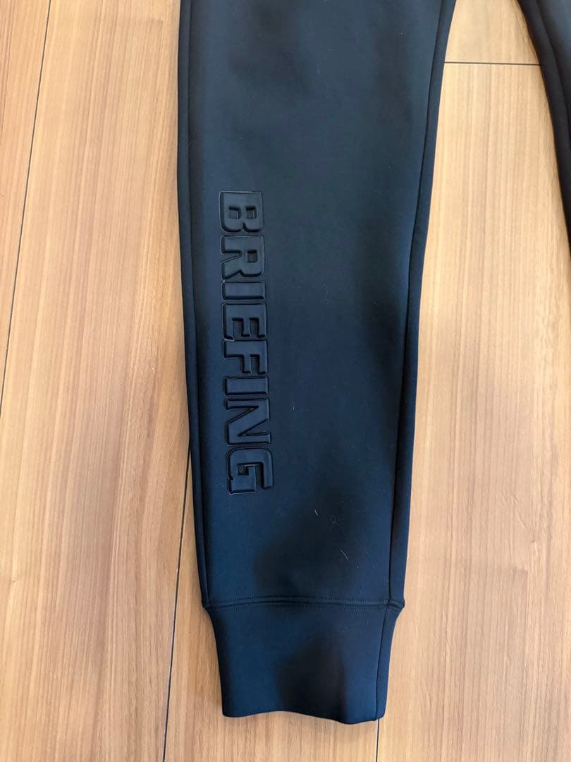 BRIEFING ブラック スリムフィットパンツ