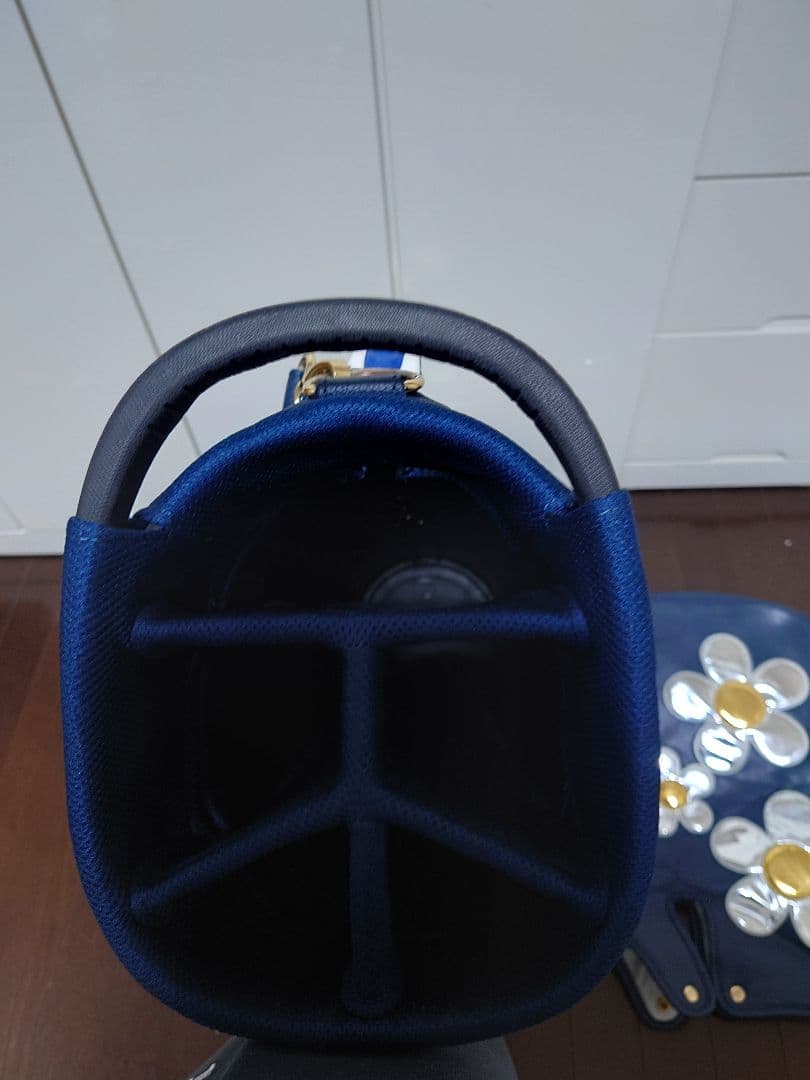 ★ねねかか★【中古品】ウィンウィン　ネイビー ✕花柄 　キャディバッグ