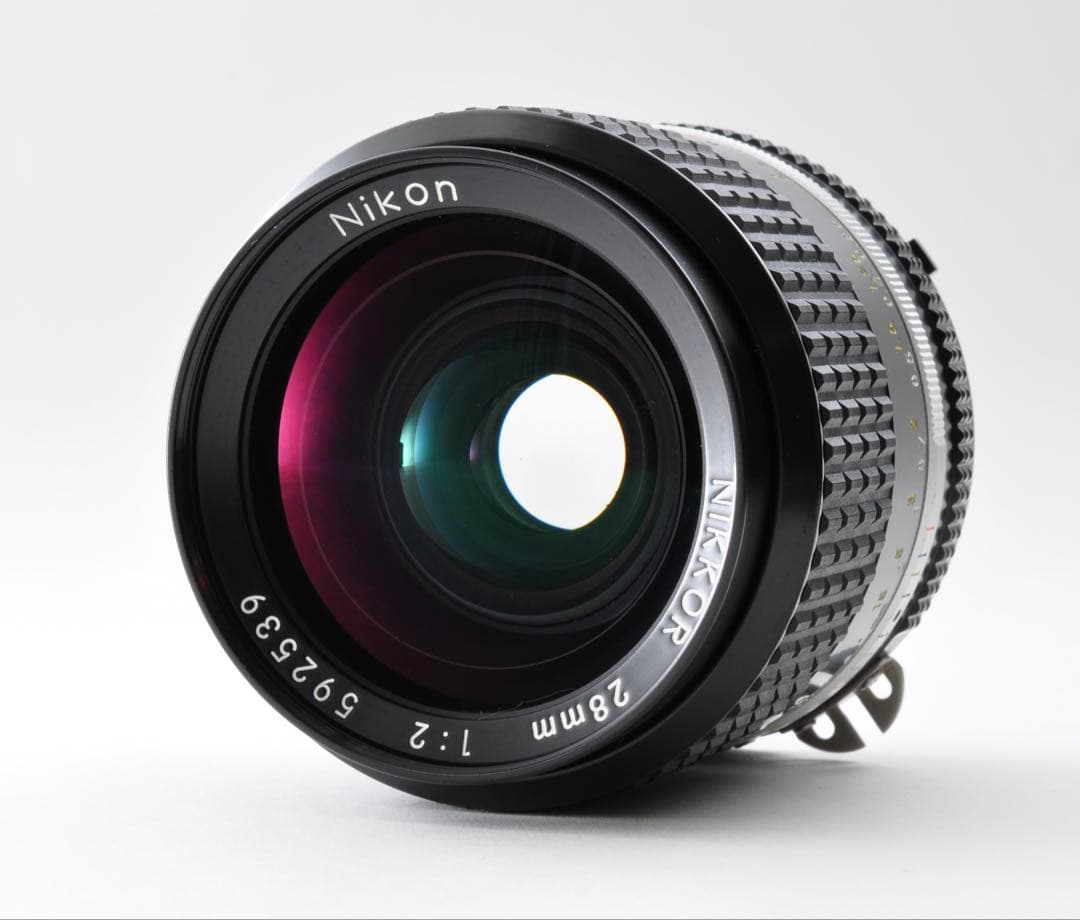 ニコン Nikon Ai-s Nikkor 28mm F2.0 MF Lens