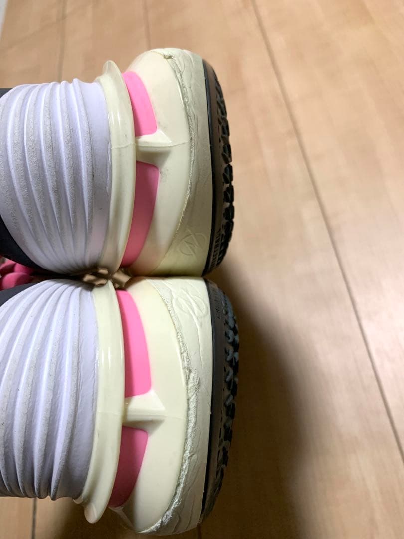 最終価格 レア ナイキ GTカット2 ミルクピンク②