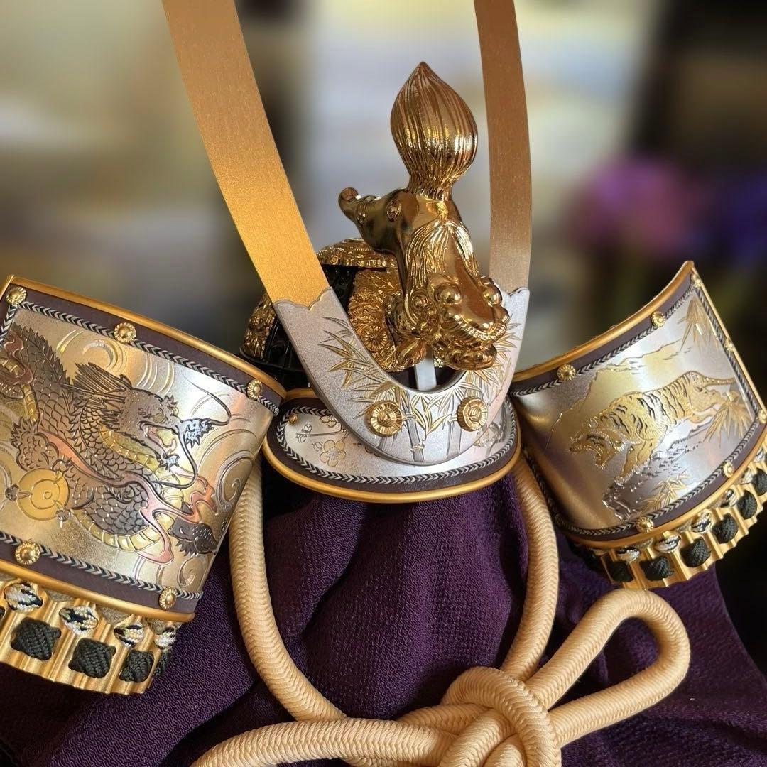 五月人形20号　兜　黒塗屏風　畳台　お弓太刀　【極美品】