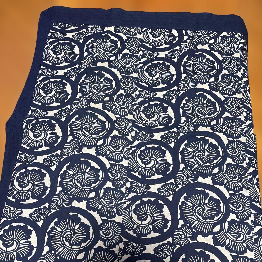 越後片貝紺仁さん　型染めリバーシブルコタツ掛けカバー