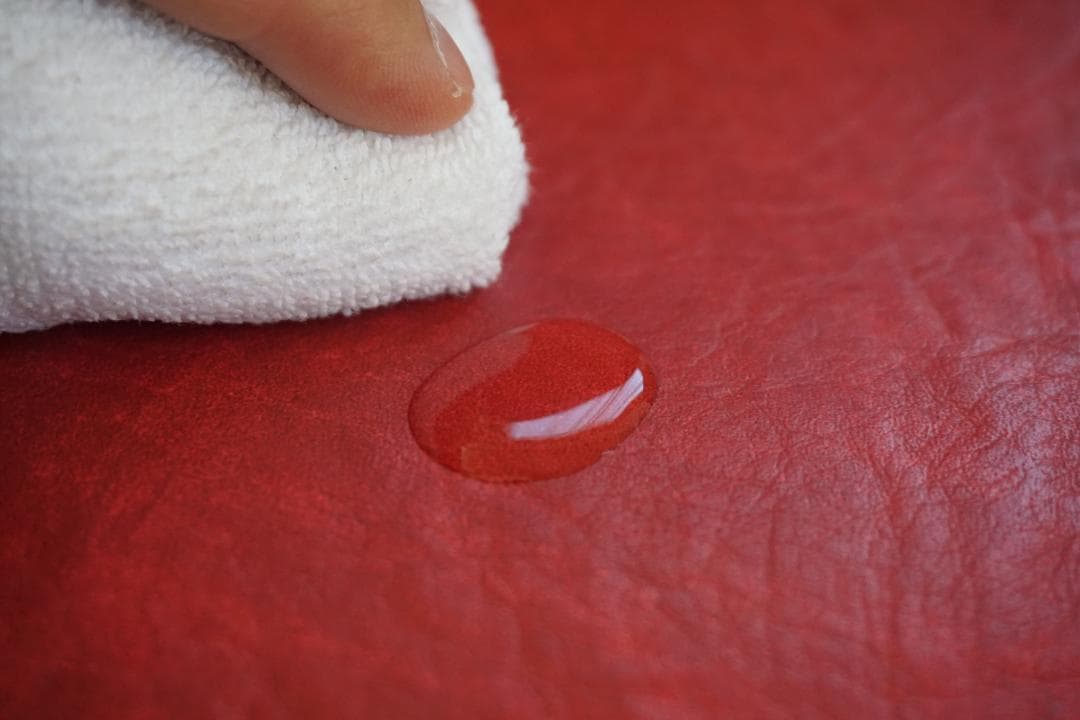 新品 ロココ調 ダイニングチェア １脚 アイボリーゴールド PVC レッド