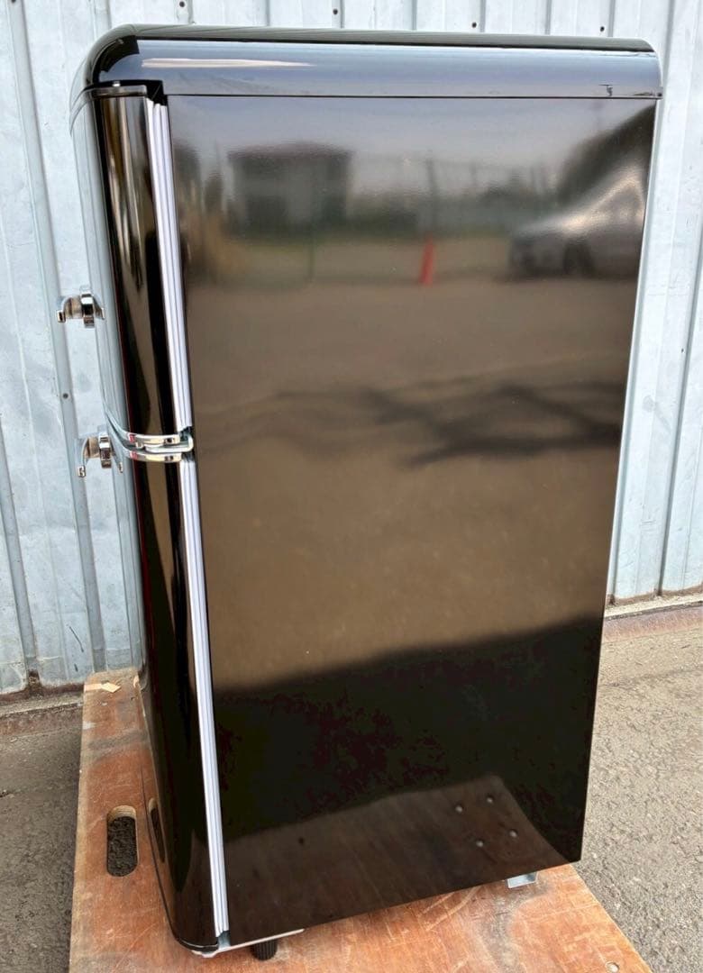 【美品】オーヤマ 冷蔵庫PRR-082D-B 黒 レトロ コンパクト