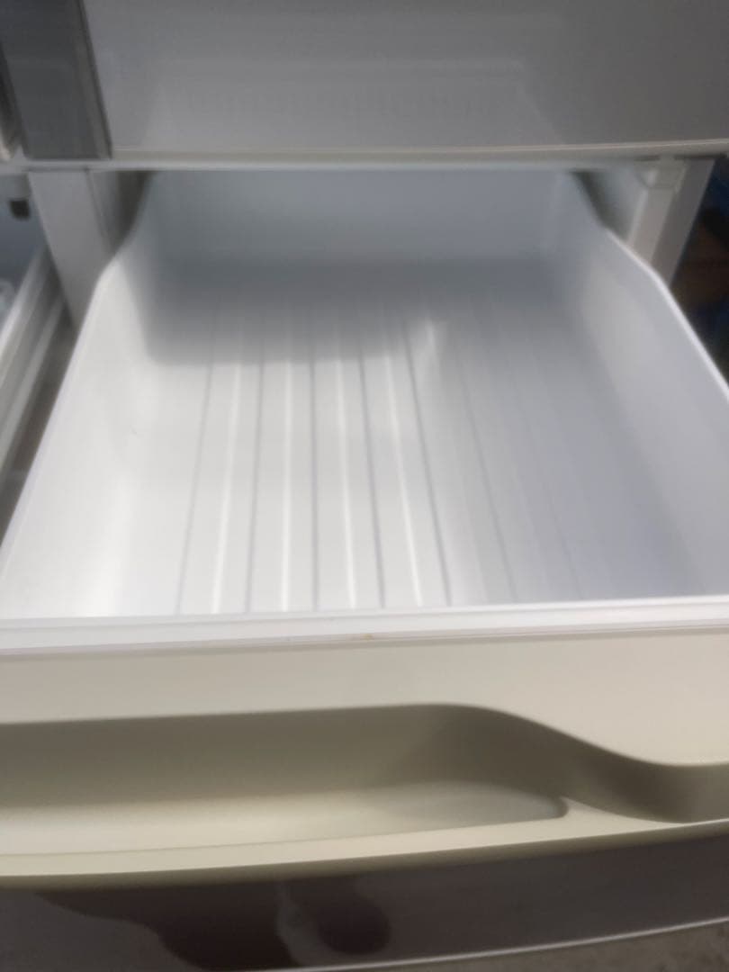 黒夜叉様 パナソニック　冷蔵庫　NR-FTF556-H 552L 2012年製