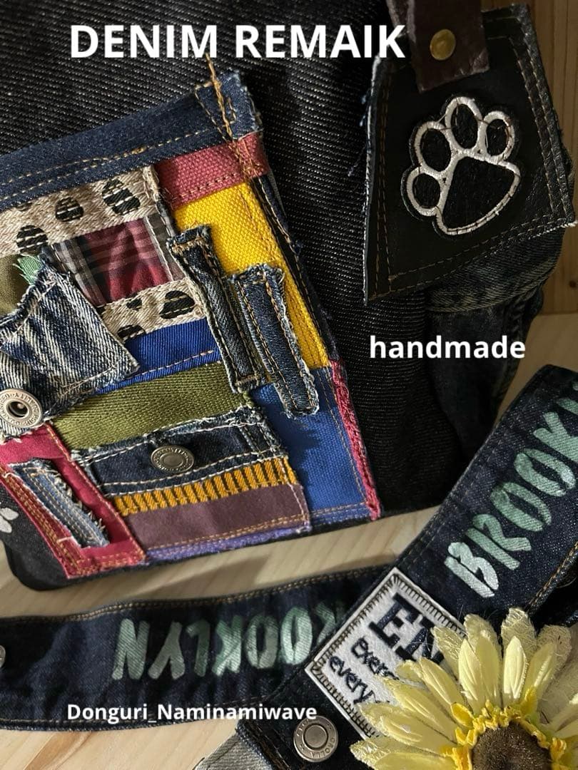 Bettyさま❤️pagesになります❤️デニムリメイク❤️肉球いっぱいショルダー付