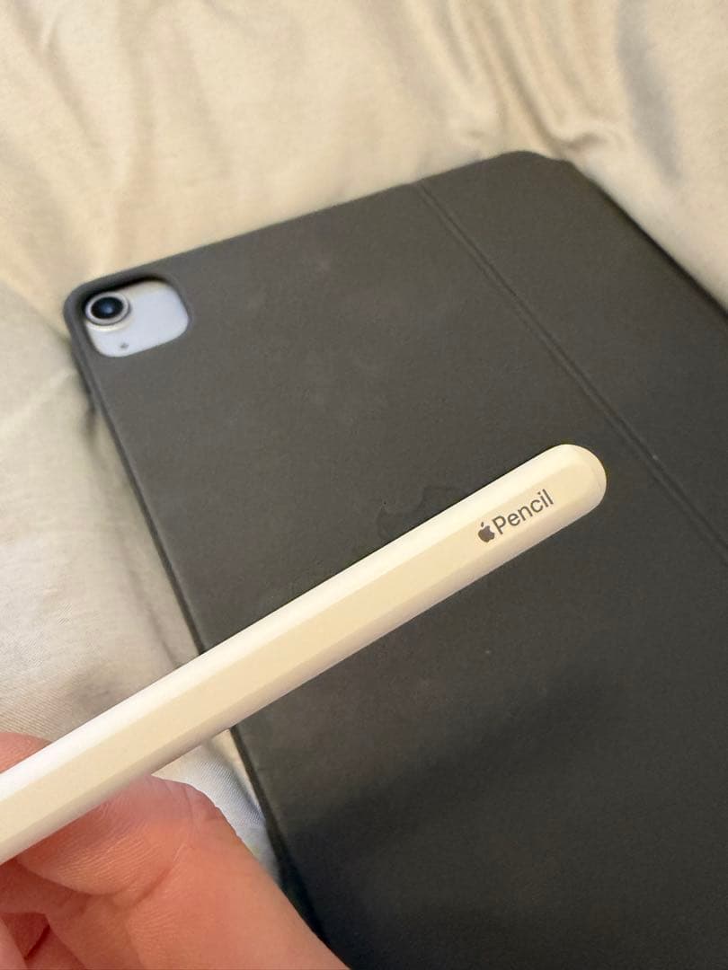 Apple iPad Air 4 Wi-Fi (マジックキーボード付き)