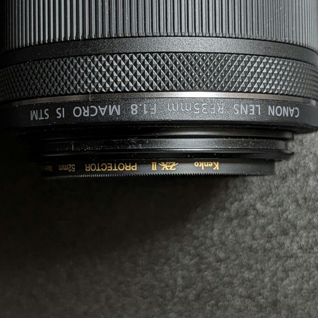 キヤノン RF 35mm f/1.8 Macro IS STM