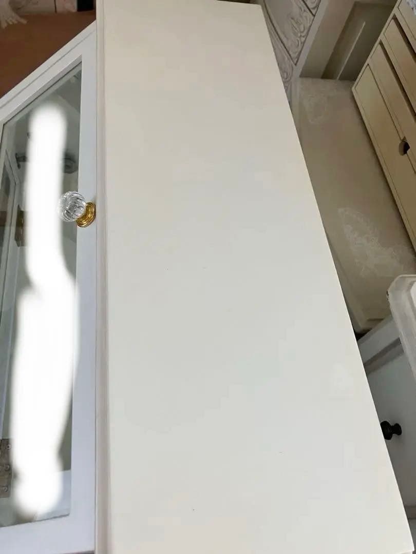 ガラスキャビネット【アンティーク調】【引出し付き】