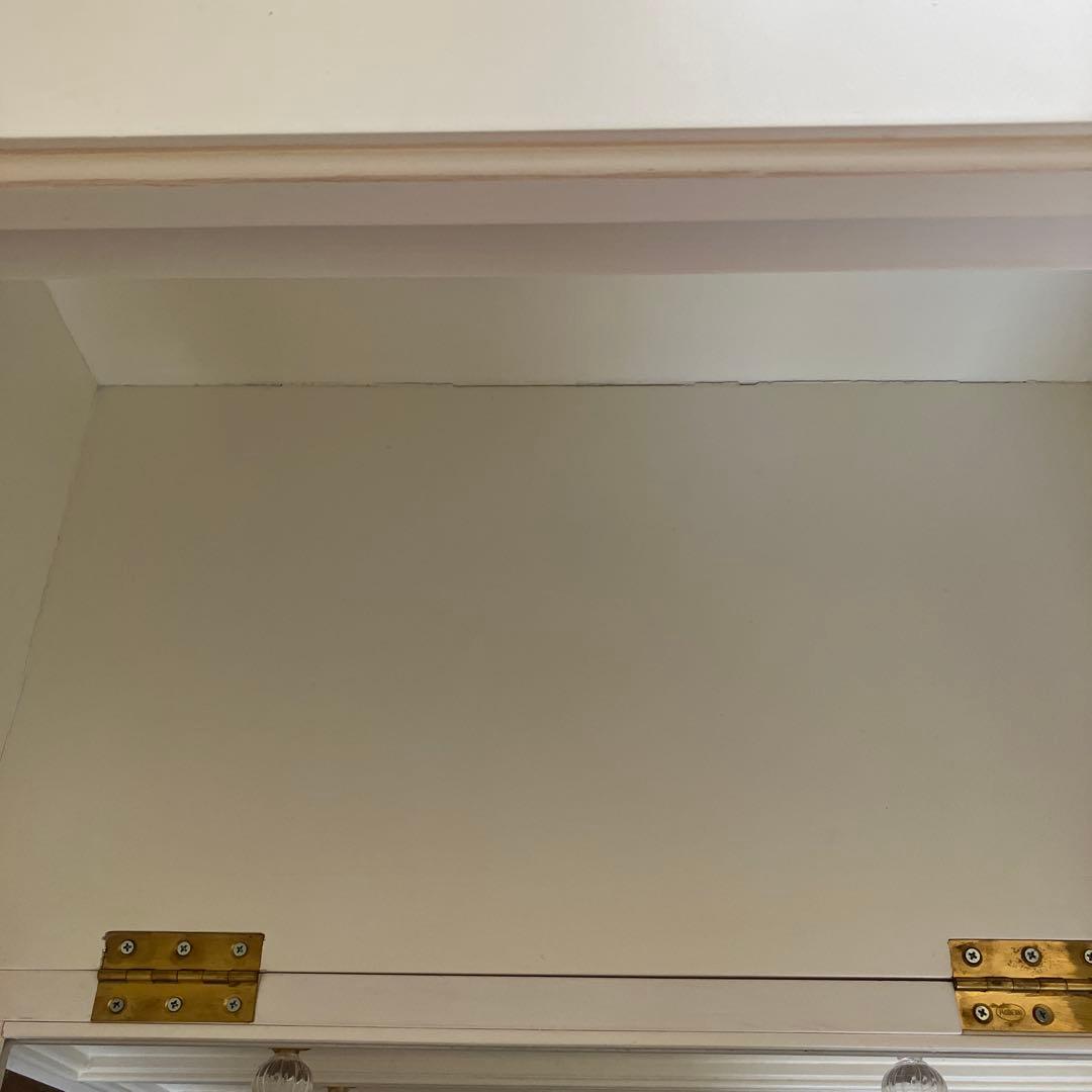 ガラスキャビネット【アンティーク調】【引出し付き】