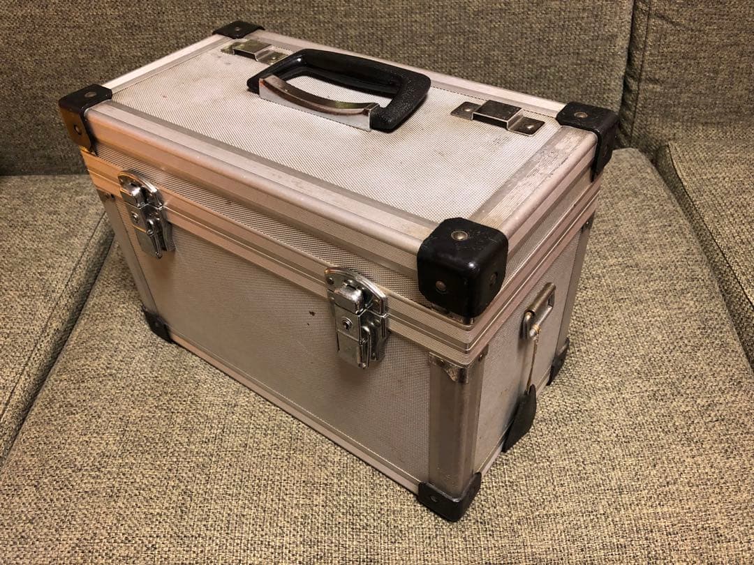 Nikon FE2 一眼レフカメラ 35-70mmレンズ付き