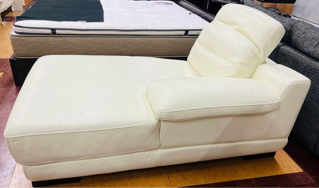 【地域限定無料配送】 IDC大塚家具CHAISE LONGUE総本革