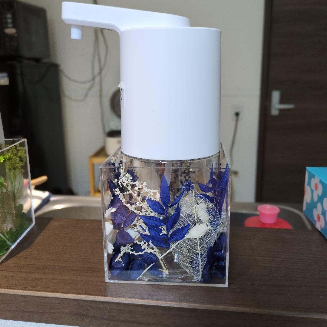 89baka　青と緑のオートディスペンサー2つ