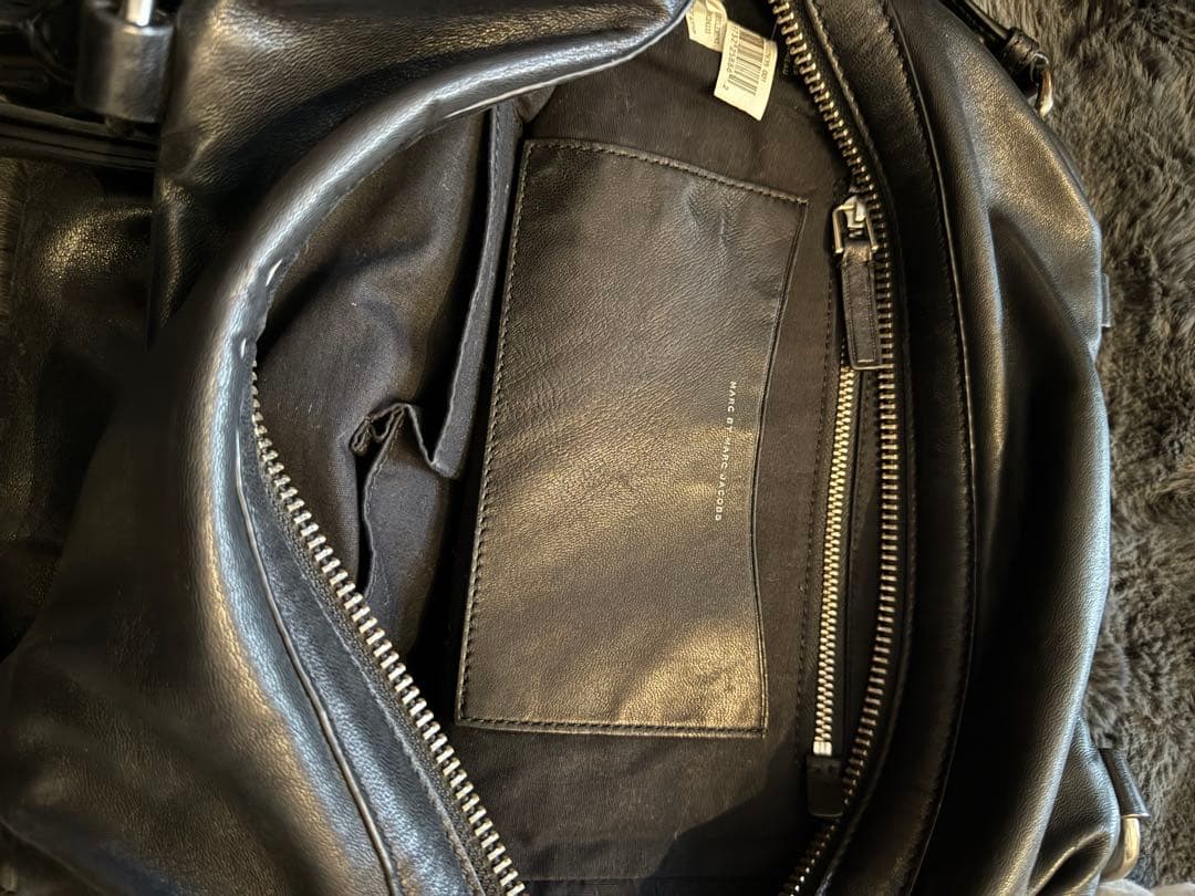 マークバイマークジェイコブス黒 レザー ショルダーバッグ