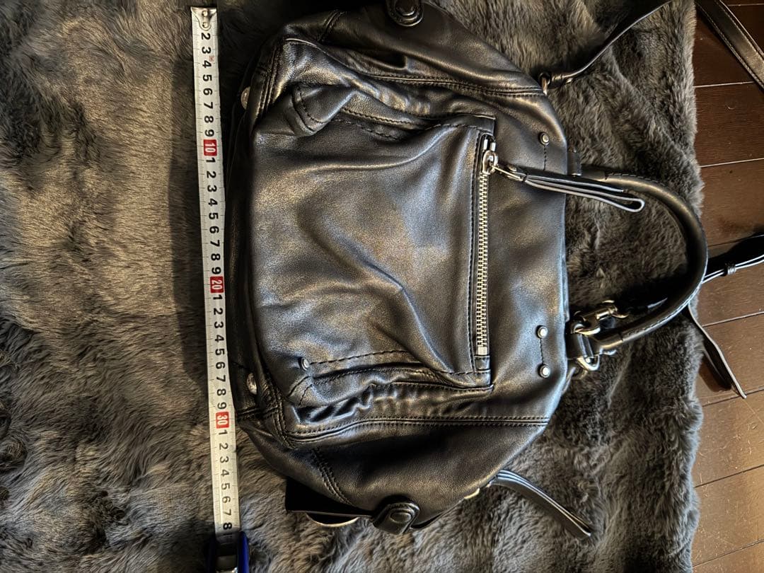 マークバイマークジェイコブス黒 レザー ショルダーバッグ