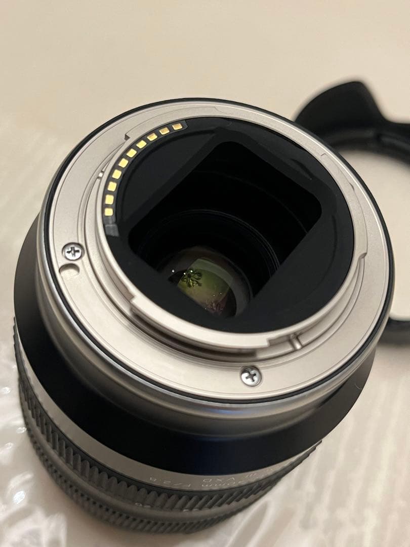 極美品TAMRON 20-40mm F/2.8 Di III VXDズームレンズ