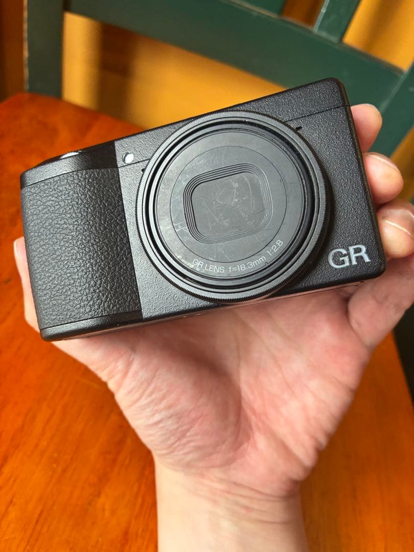 ☆使用頻度極少☆RICOH GR III コンパクトデジタルカメラ