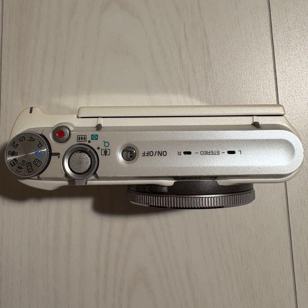 【動作良好】CASIO EXILIM EX-ZR1500 コンデジ