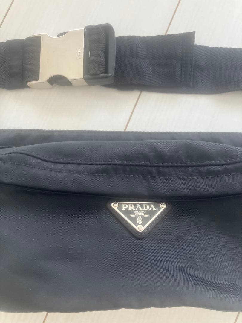 プラダ　ウエストポーチ