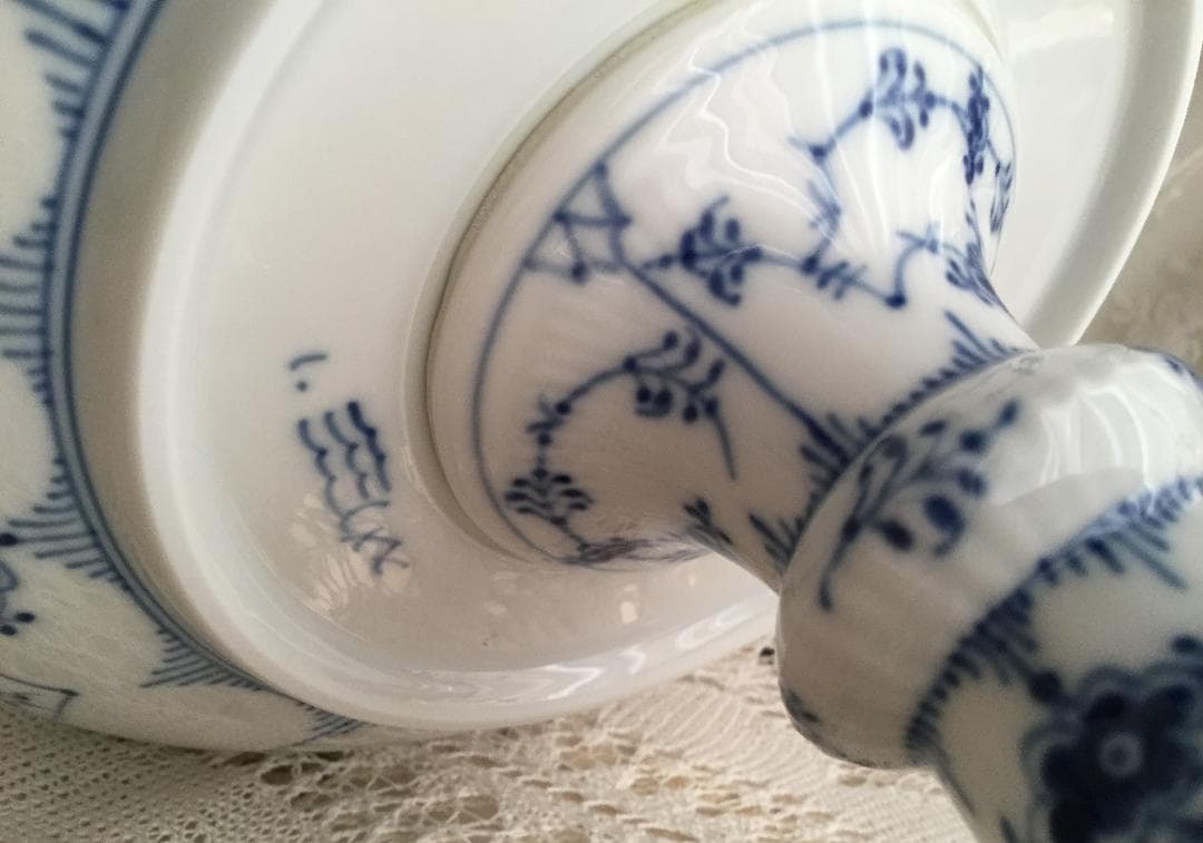 ロイヤルコペンハーゲン “ブル ーフルーテッド プレーンレース” コンポート