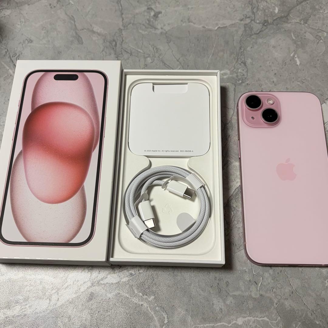 『美品』iPhone15 256GB ピンク
