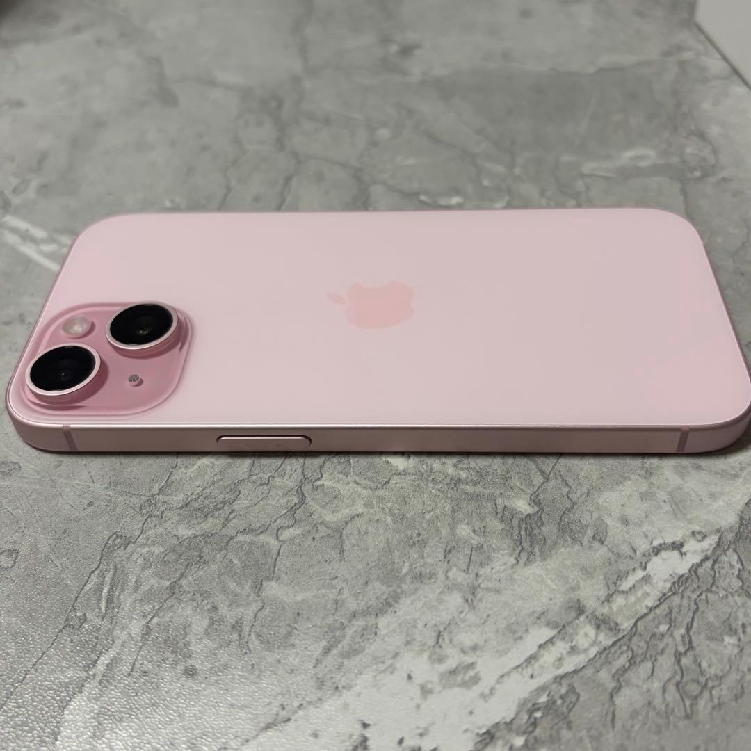 『美品』iPhone15 256GB ピンク